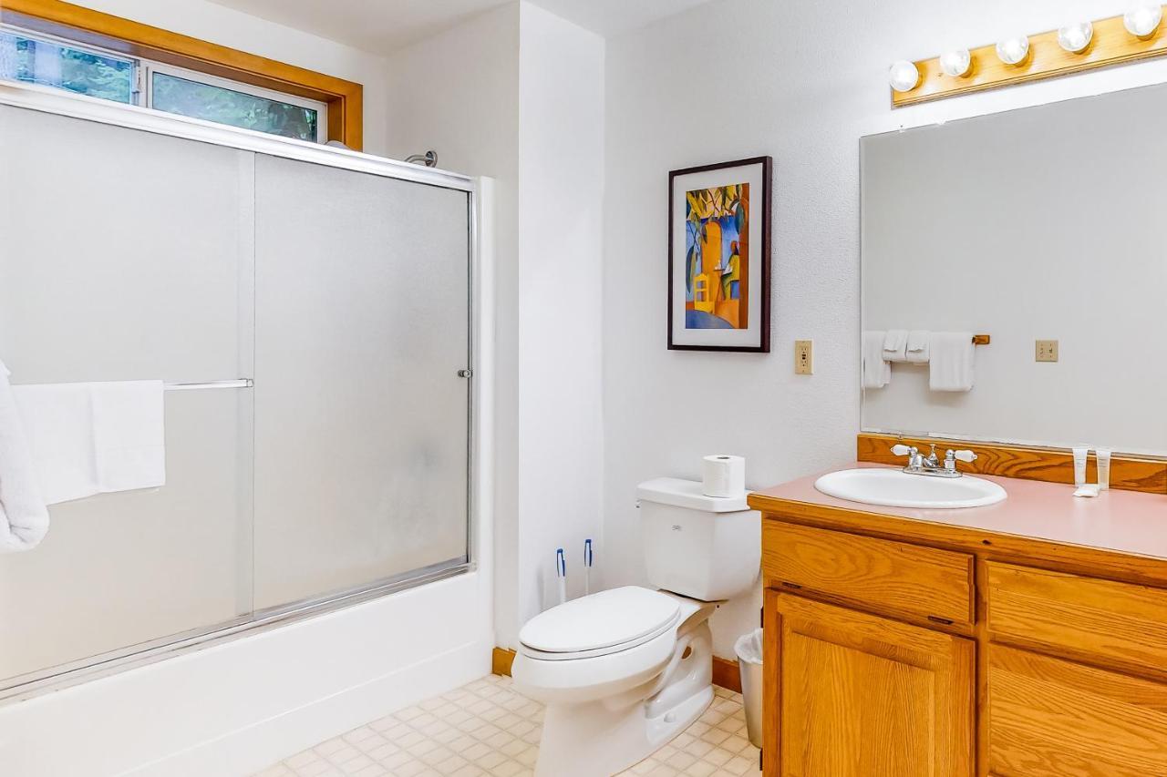 Shine Road Retreat Villa Port Ludlow Екстериор снимка